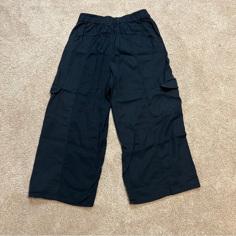 Women’s Lululemon Metropolis Maven High Rise Crop Pants Size 6 - Picture 2 of 11
